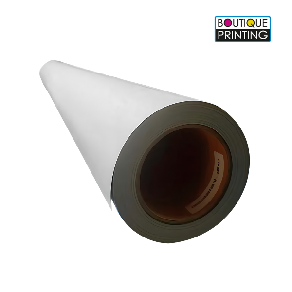 Sustrato sintético de polietileno ultra ligero de 100 g/m² con acabado mate antirreflejo.